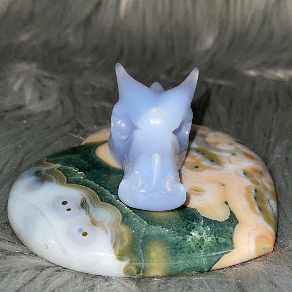 Blue Chalcedony Dragon Head - Picture 4 of 11